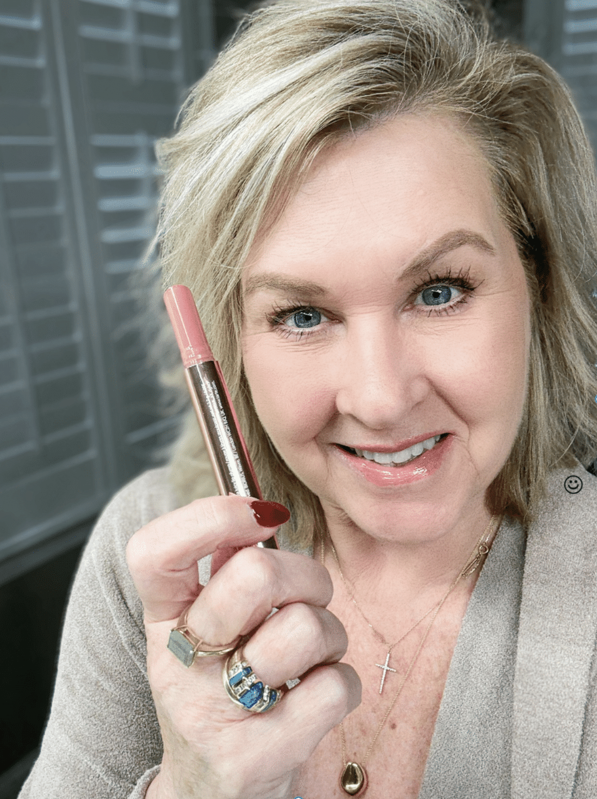 Best Hydrating Lipsticks for Fall and Winter tania stephens 50 is not old fashion blogger tarte