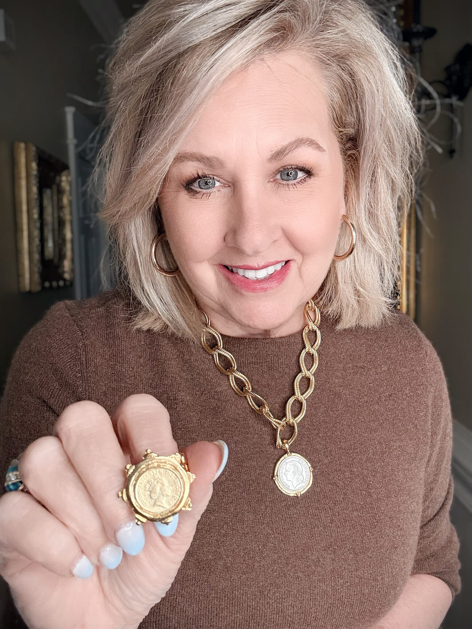 Susan Shaw Chain link with coin necklace