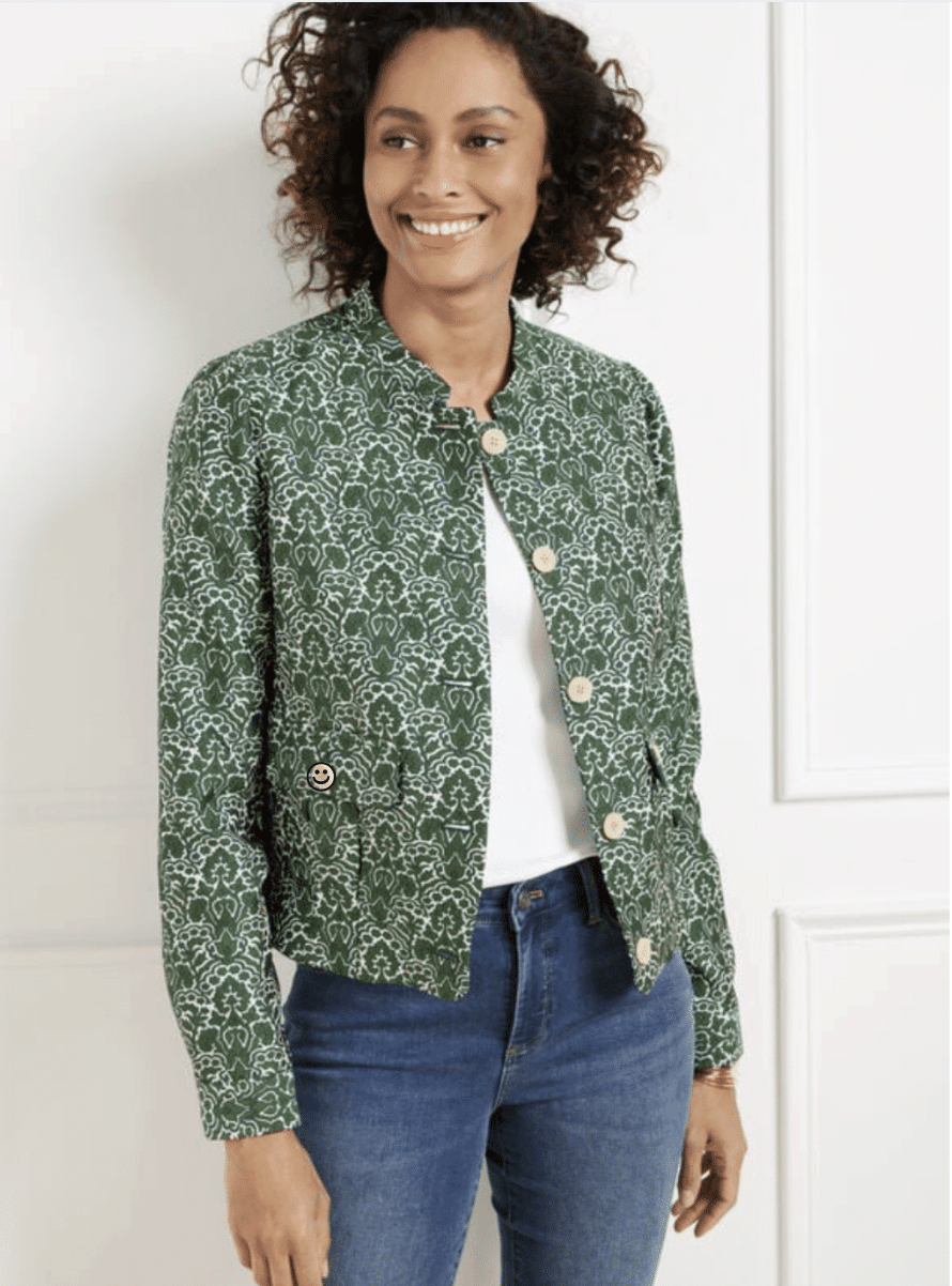 How to Wear Green in a Modern Way for the Holidays tania stephens fashion blogger 50 is not old  damask jacket