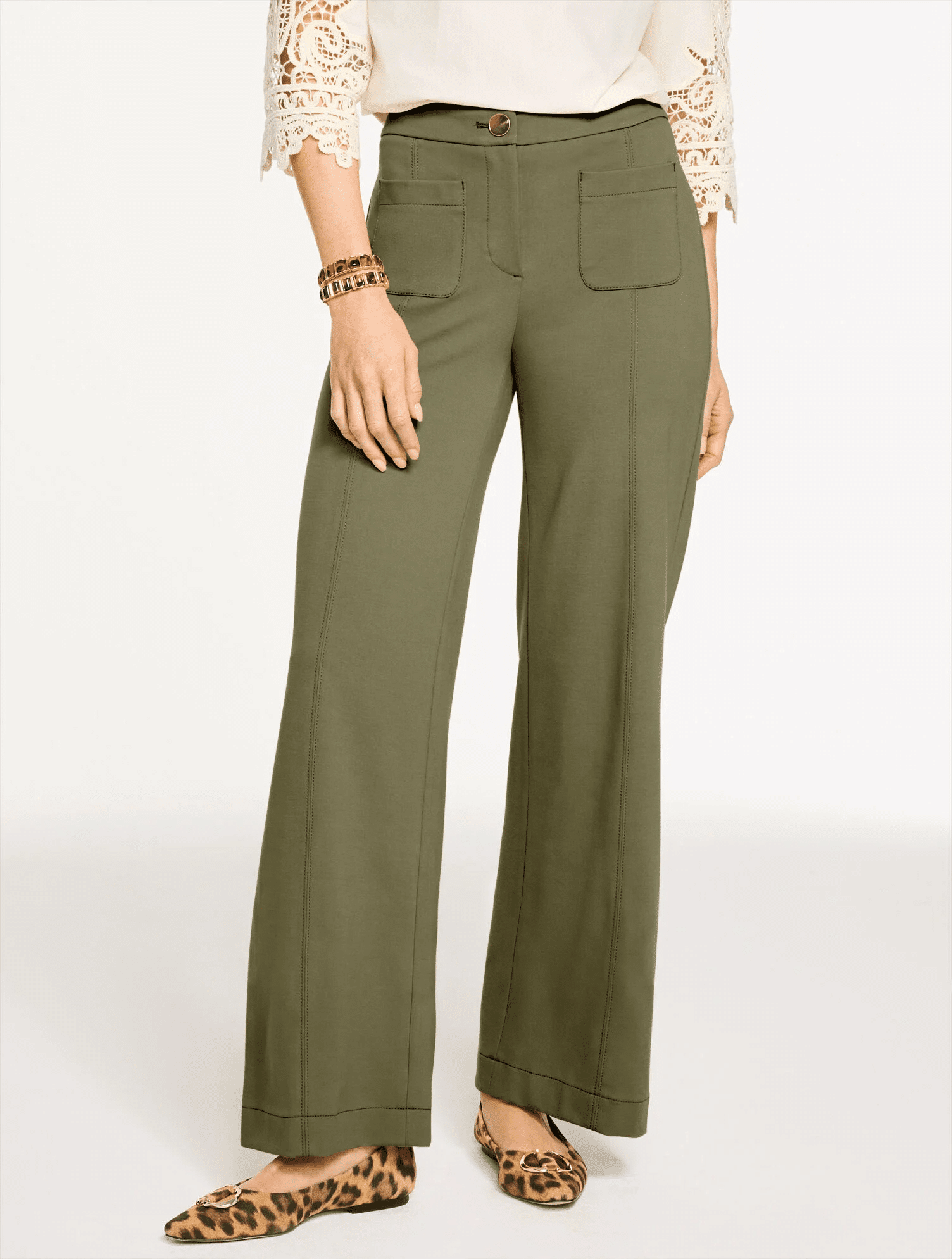 How to Wear Green in a Modern Way for the Holidays tania stephens fashion blogger 50 is not old  wide leg pants