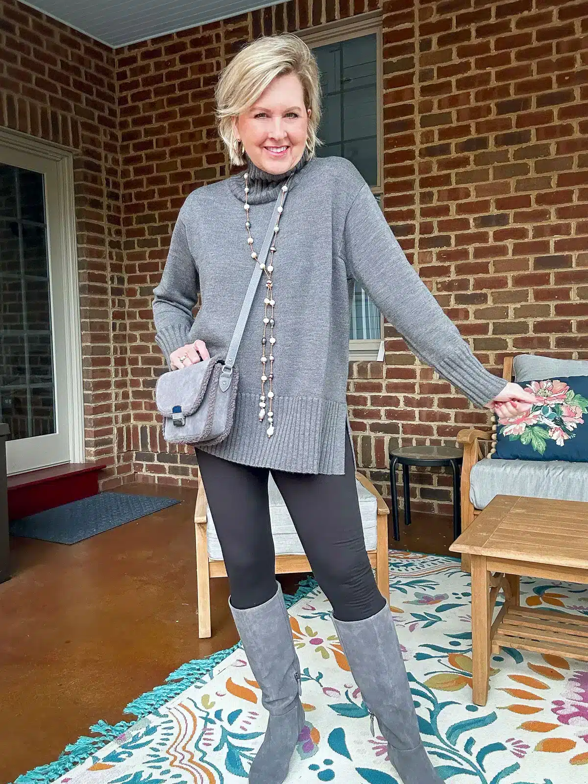 Rules for wearing leggings over 50 for women