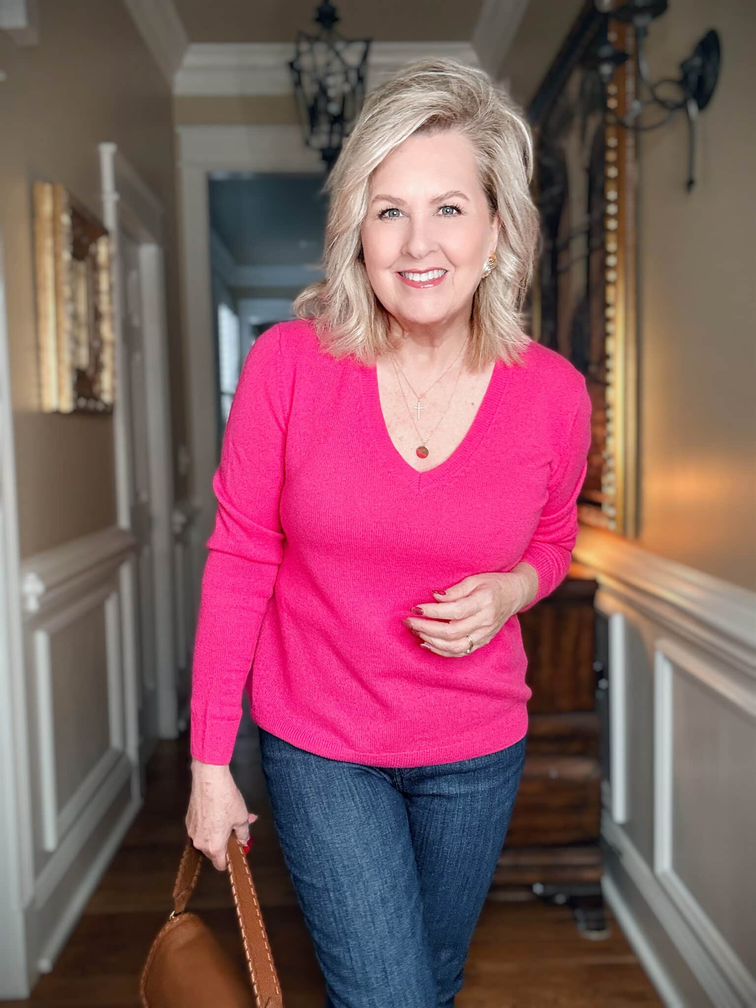 Tania wearing an everyday outfit from Nordstrom rack - Pink V-Neck Cashmere Sweater