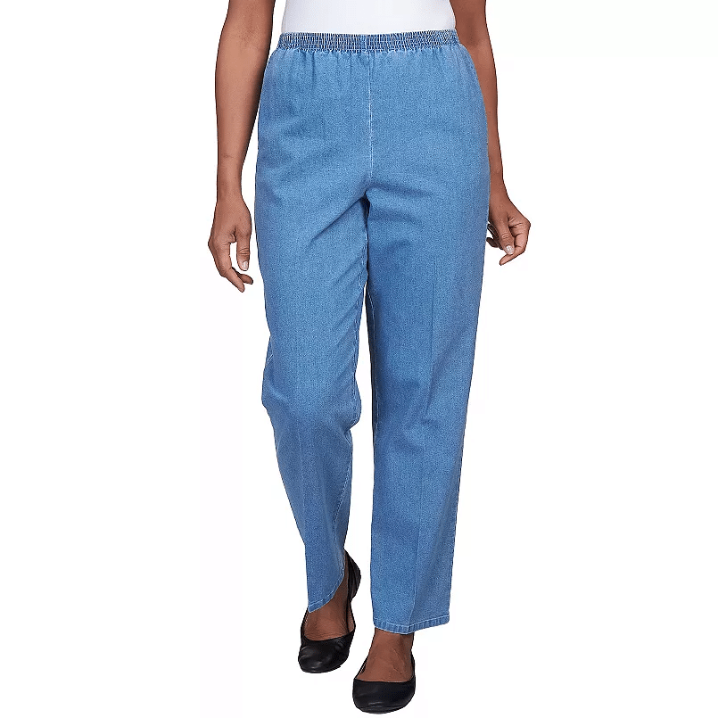 Classic Alfred Dunner elastic waist denim pants for casual comfort.