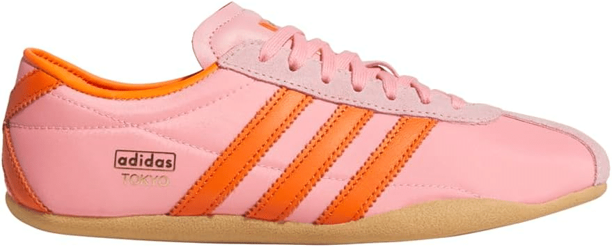 Vintage-inspired slim athletic sneakers